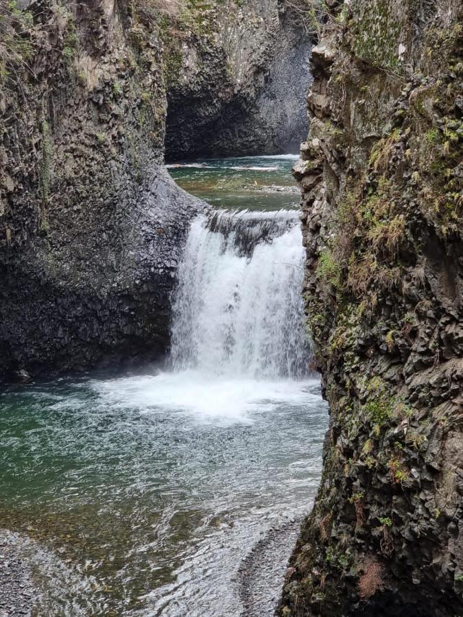 Refugio Del Salto -Radal 7 Tazas Molina (Curico) Exterior foto